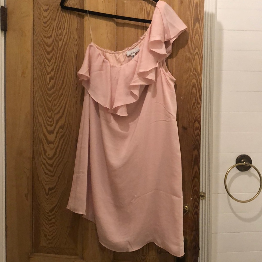 NWT MEDIUM FOURTEENTH PLACE FOREVER 21